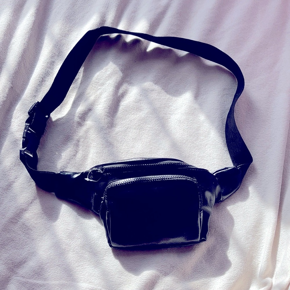 Black Fanny Pack